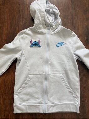 Stitch Nike sweater